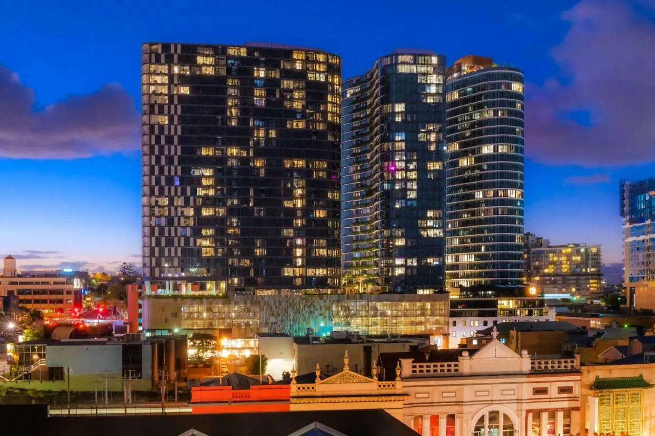 *****  Fv By Peppers Aparthotel Brisbane Australia