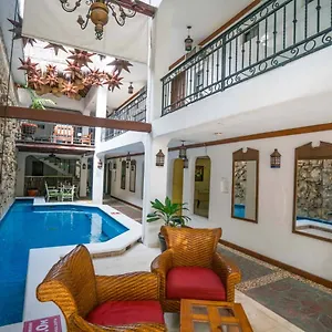 https://maria-candelaria.allrivieramayahotels.com